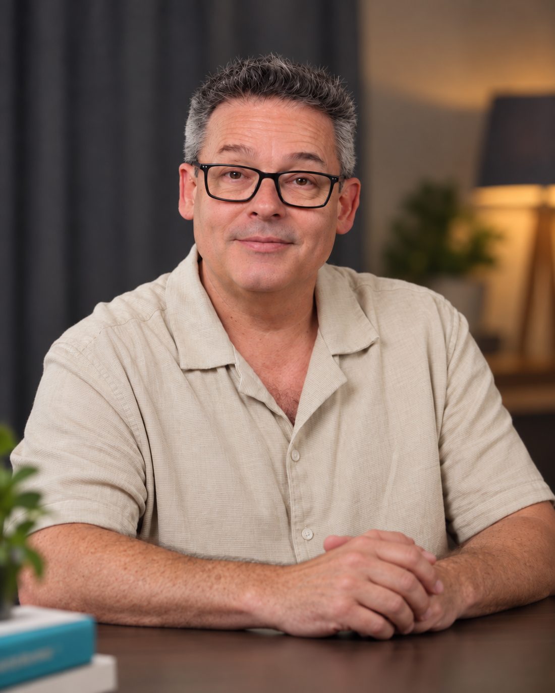 Presenter from the Novoglan phimosis video